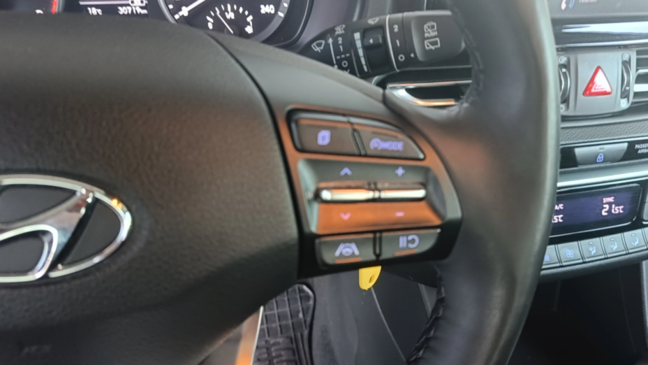 HYUNDAI i30 i30 1.5 T-GDI 48V Smart