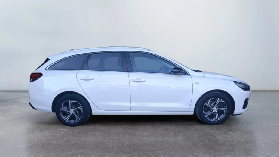 HYUNDAI i30 i30 1.5 T-GDI 48V Smart