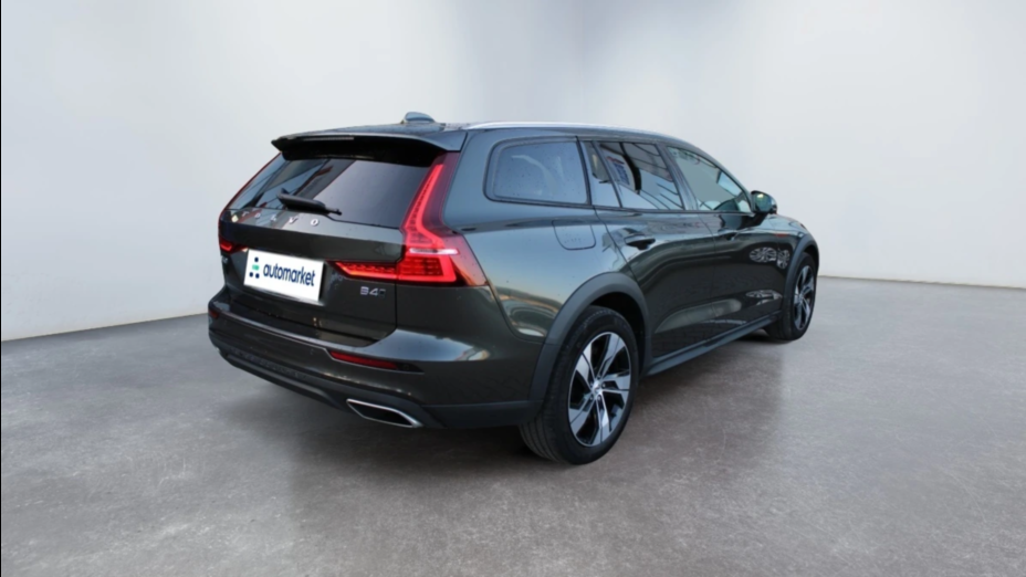 VOLVO V60 V60 CC Pro B4 D AWD aut