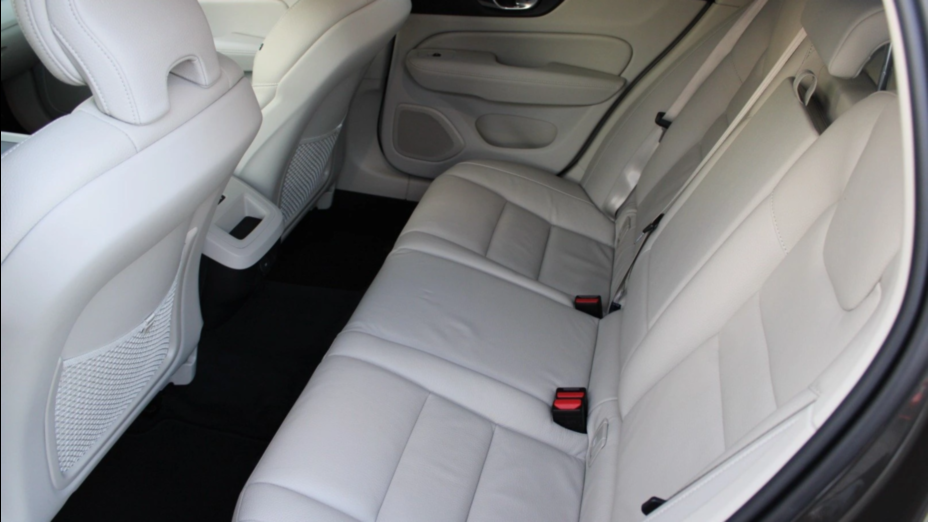VOLVO V60 V60 CC Pro B4 D AWD aut