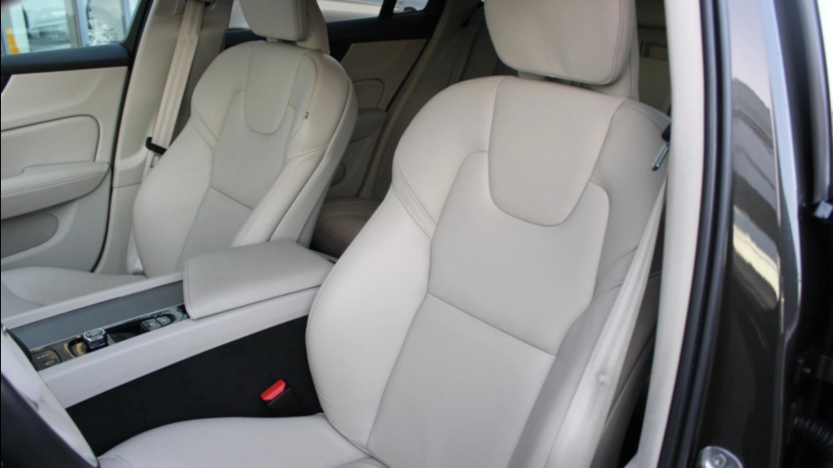 VOLVO V60 V60 CC Pro B4 D AWD aut
