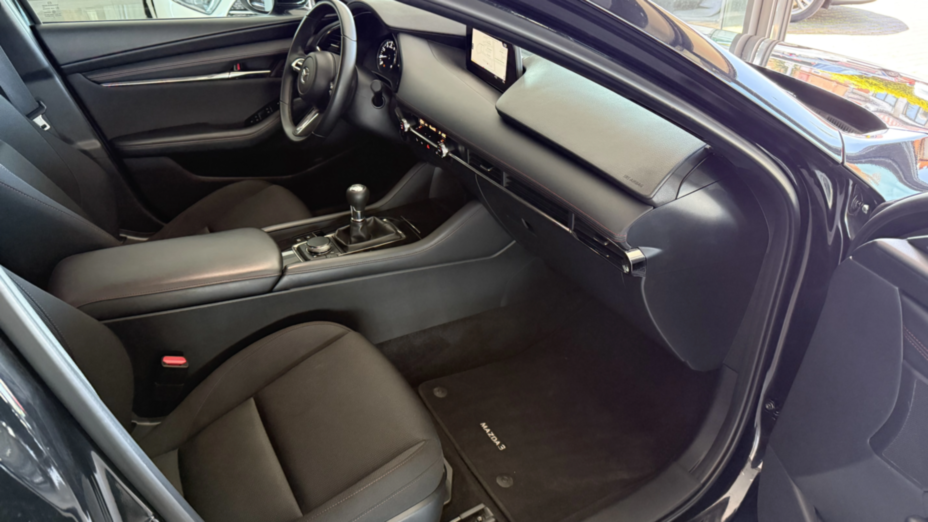 MAZDA 3 3 2.0 mHEV Homura