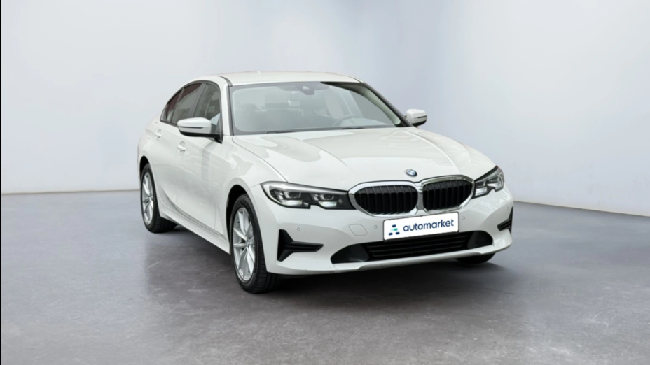BMW Seria 3 318i Advantage aut