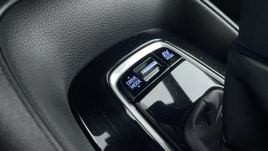 TOYOTA Corolla Corolla 1.8 Hybrid Comfort