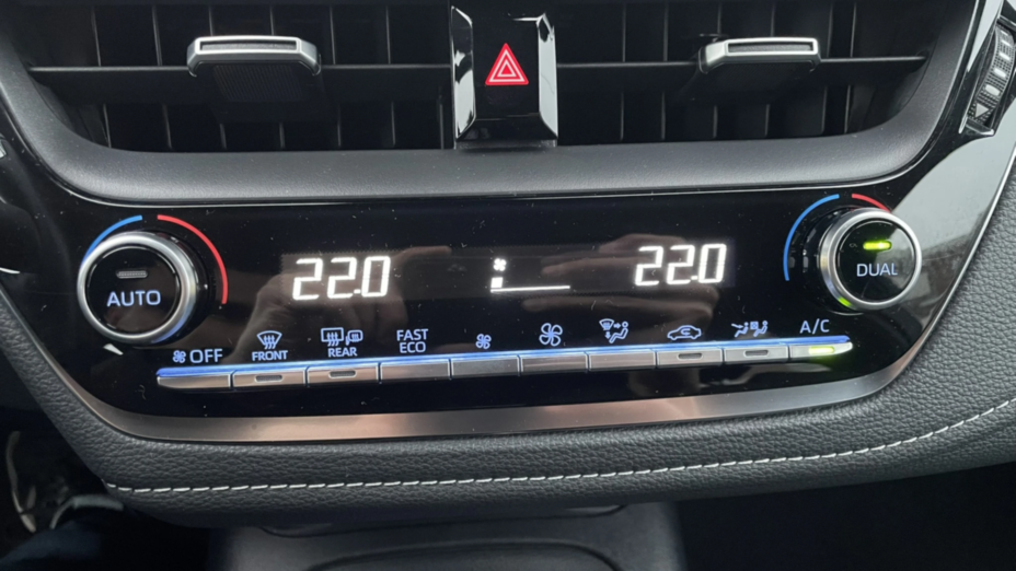 TOYOTA Corolla Corolla 1.8 Hybrid Comfort