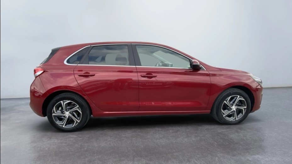 HYUNDAI i30 i30 1.5 DPI Smart