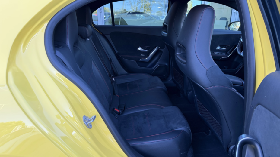 MERCEDES-BENZ A Klasa A 250 7G-DCT