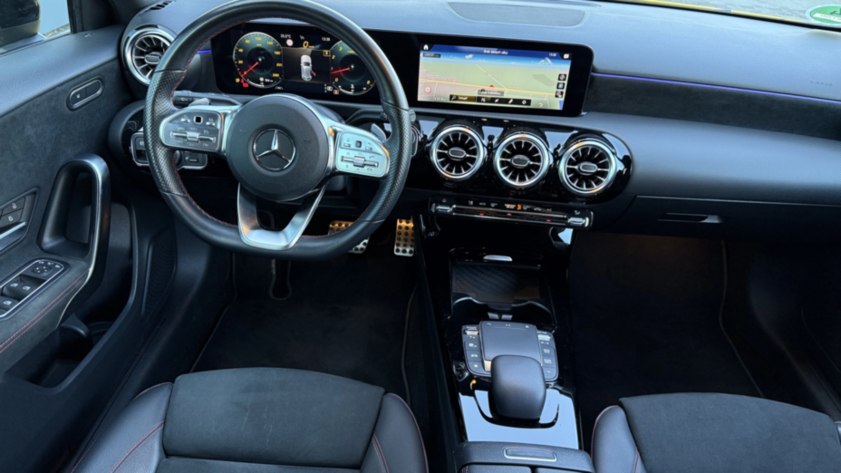 MERCEDES-BENZ A Klasa A 250 7G-DCT