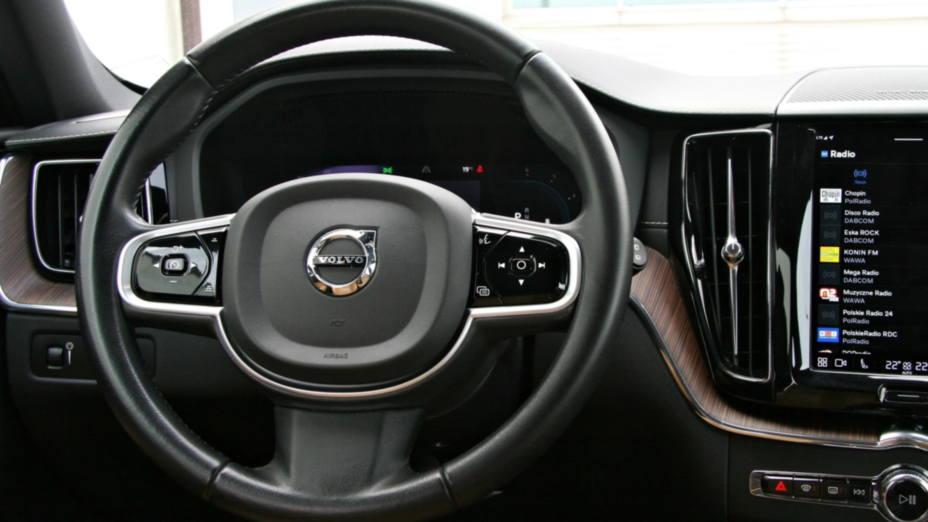 VOLVO XC60 XC60 B4 D AWD Plus Bright aut