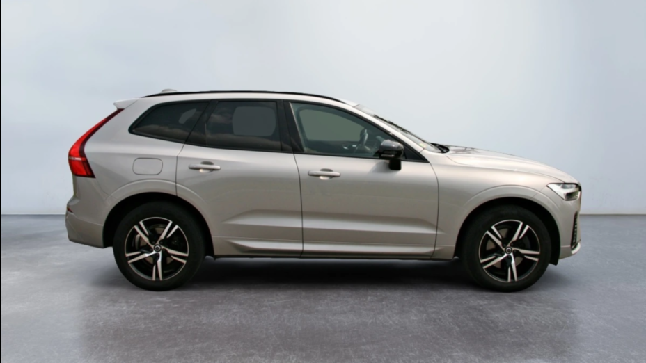VOLVO XC60 XC60 B5 B AWD Plus Dark aut