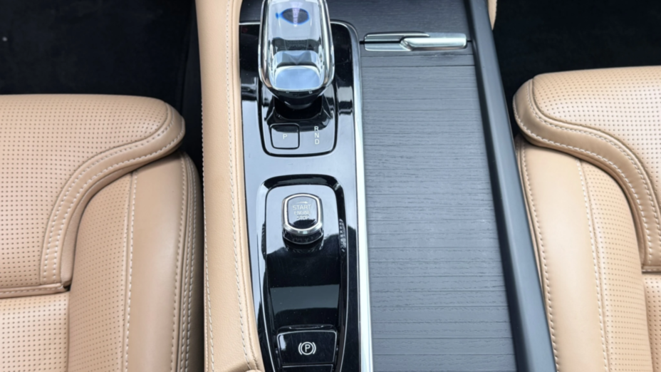 VOLVO XC90 XC90 B5 B AWD Plus Bright 7os aut
