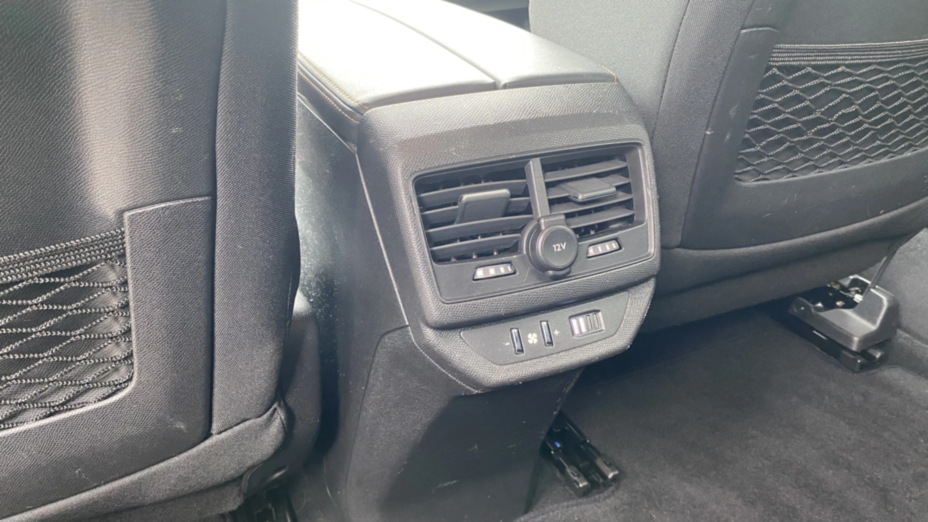 PEUGEOT 5008 5008 1.2 PureTech Active S&S