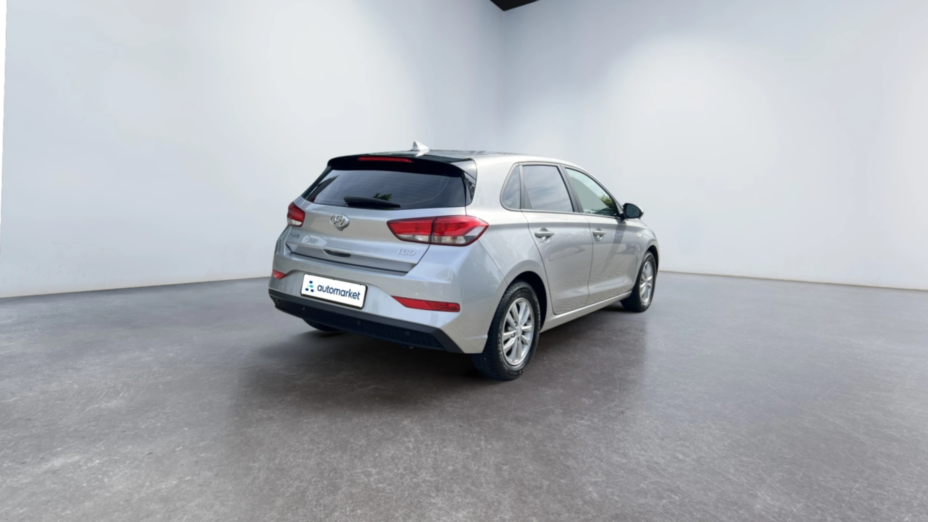 HYUNDAI i30 i30 1.5 DPI Classic +