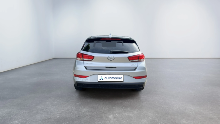 HYUNDAI i30 i30 1.5 DPI Classic +