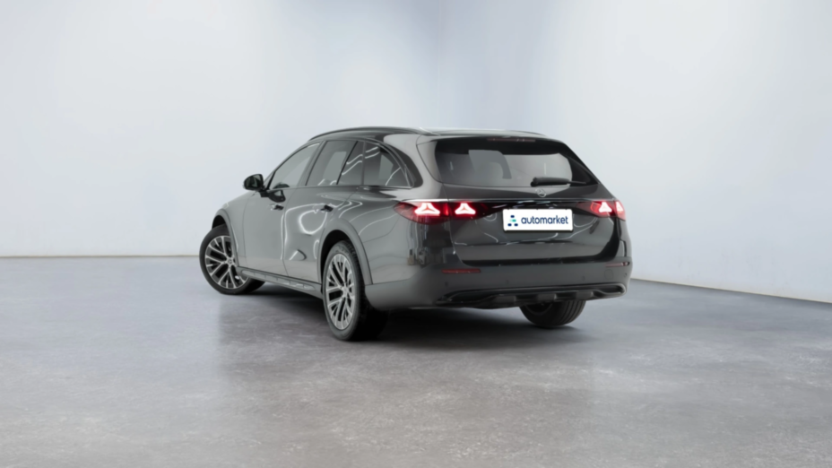 MERCEDES-BENZ E Klasa E 220 d 4-Matic All-Terrain Avantgarde