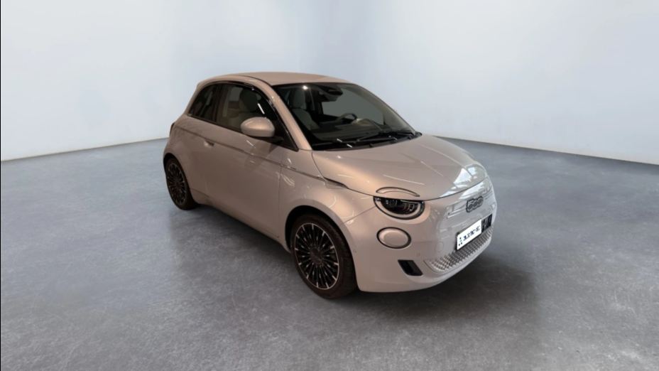 FIAT 500 500 3+1 42 kWh La Prima Nowy