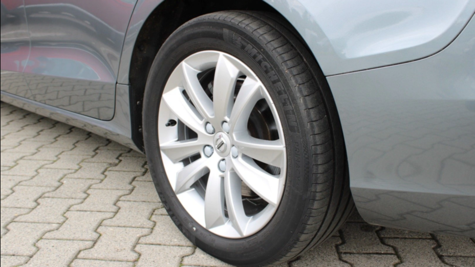 VOLVO V60 V60 D3 Drive-E Momentum aut