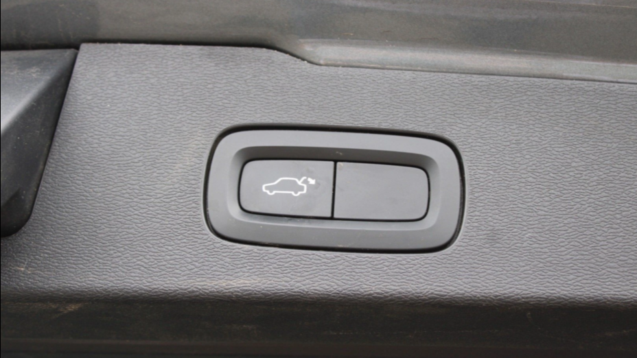 VOLVO V60 V60 D3 Drive-E Momentum aut