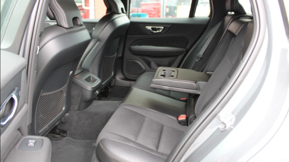 VOLVO V60 V60 D3 Drive-E Momentum aut