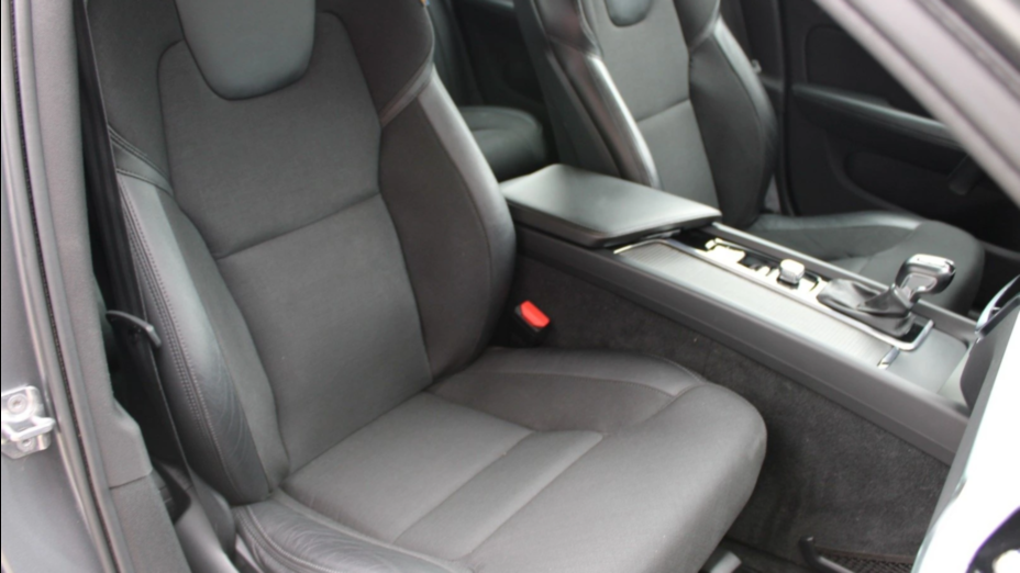 VOLVO V60 V60 D3 Drive-E Momentum aut