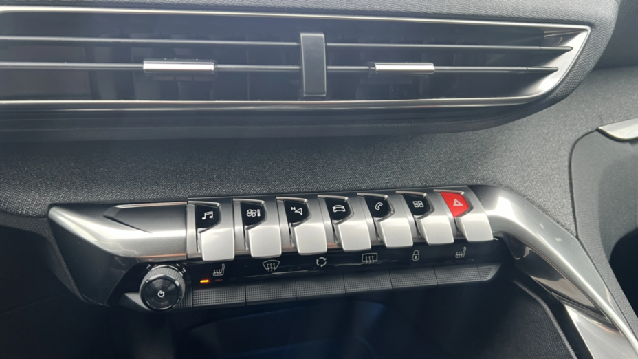 PEUGEOT 3008 3008 1.2 PureTech GPF Allure S&S EAT8