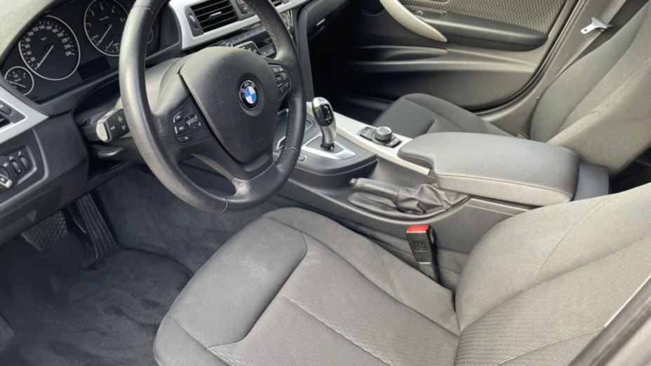 BMW Seria 3 320d xDrive aut