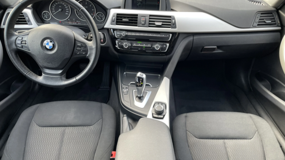 BMW Seria 3 320d xDrive aut