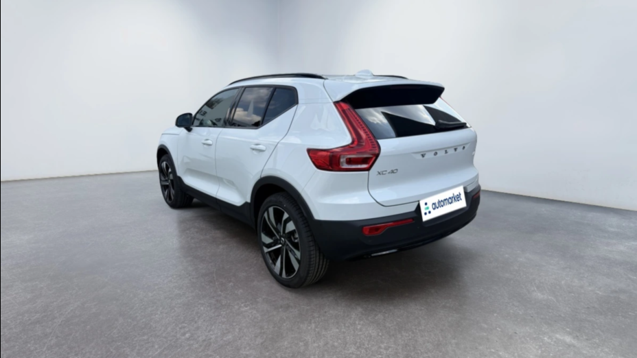 VOLVO XC40 XC40 B4 Ultimate Dark aut