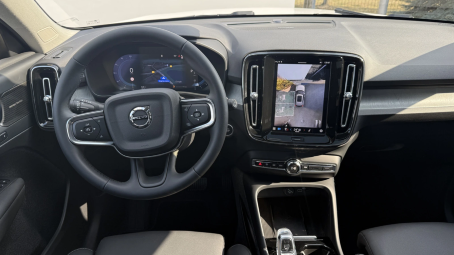 VOLVO XC40 XC40 B4 Ultimate Dark aut