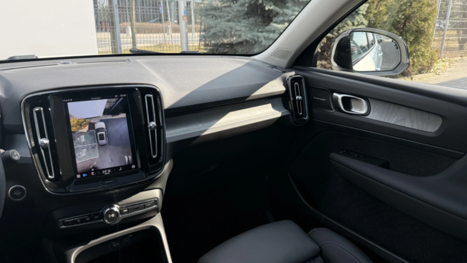 VOLVO XC40 XC40 B4 Ultimate Dark aut