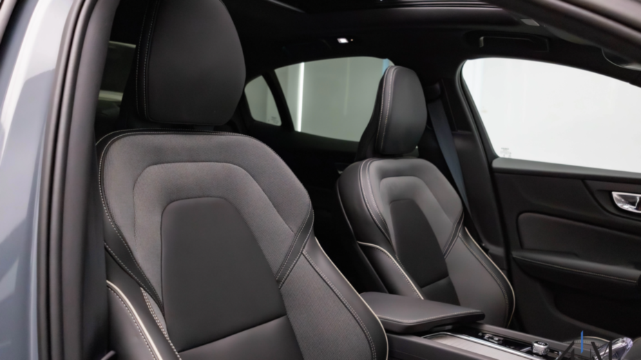 VOLVO S60 S60 B5 B AWD Ultimate Dark aut