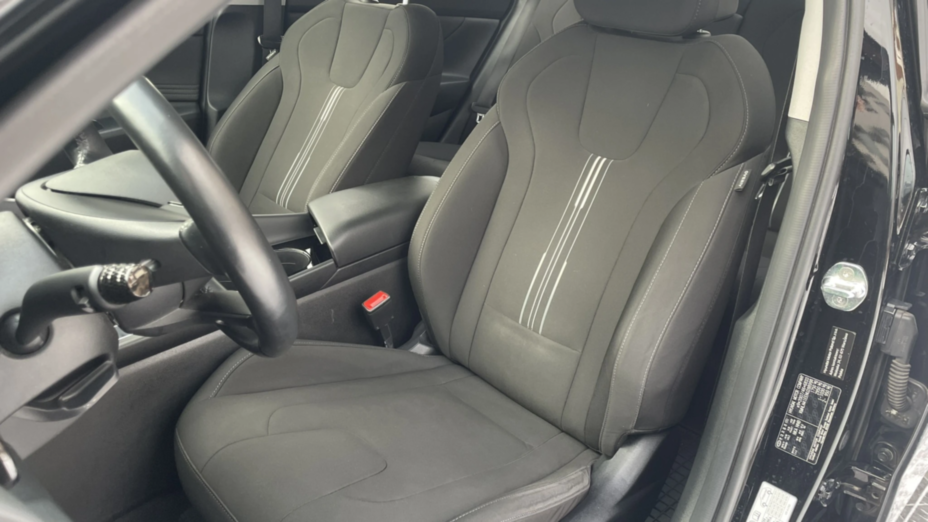 HYUNDAI Elantra Elantra 1.6 Executive CVT