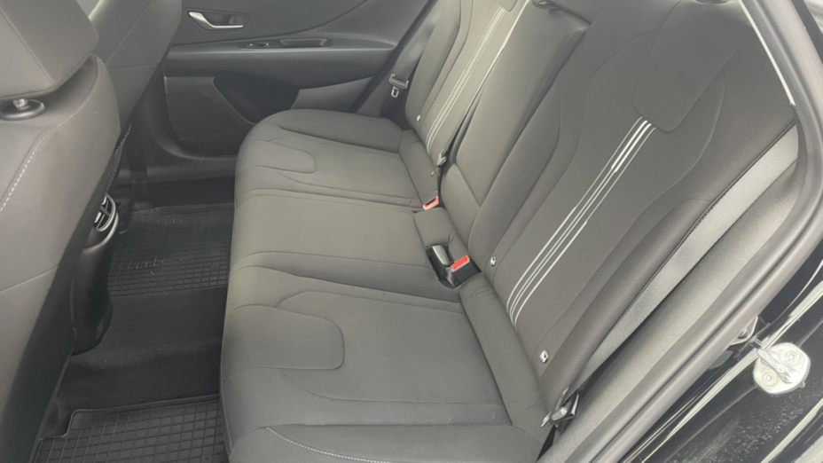 HYUNDAI Elantra Elantra 1.6 Executive CVT
