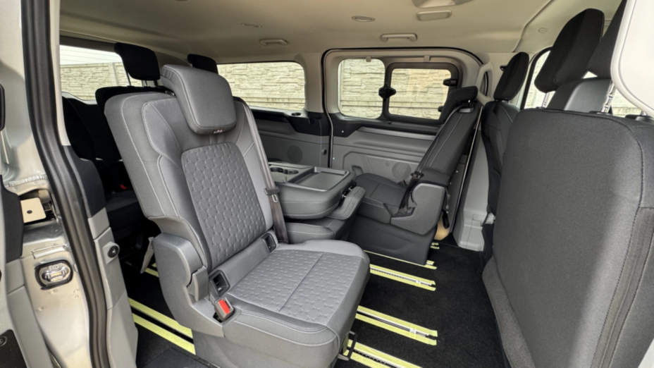 FORD Tourneo Custom Tourneo Custom 2.0 EcoBlue 320 L2 Titanium aut Nowy