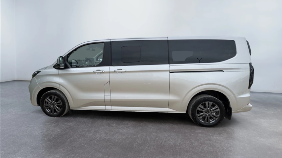 FORD Tourneo Custom Tourneo Custom 2.0 EcoBlue 320 L2 Titanium aut Nowy