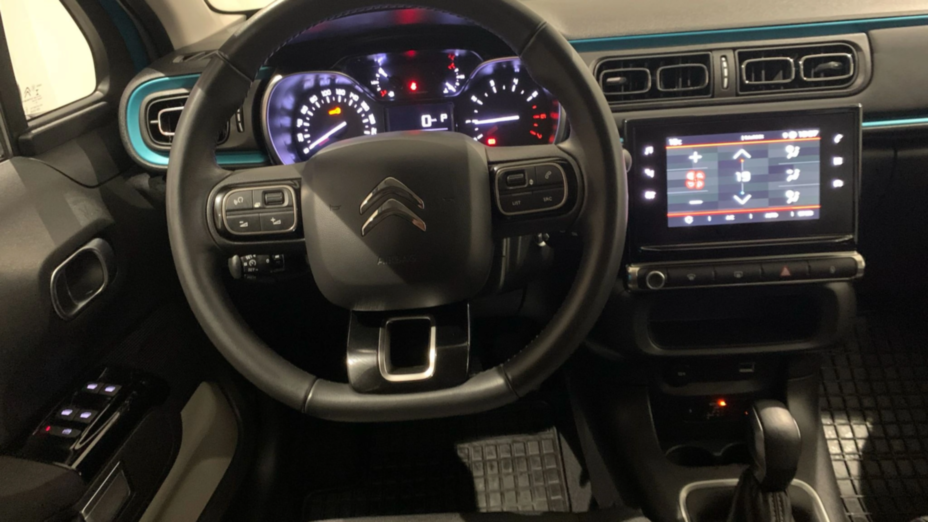 CITROEN C3 C3 1.2 PureTech Shine EAT6