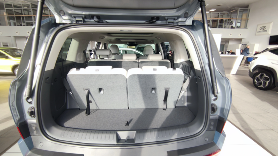 HYUNDAI Santa Fe Santa Fe 1.6 T-GDI HEV Platinum 4WD aut 7os. Nowy