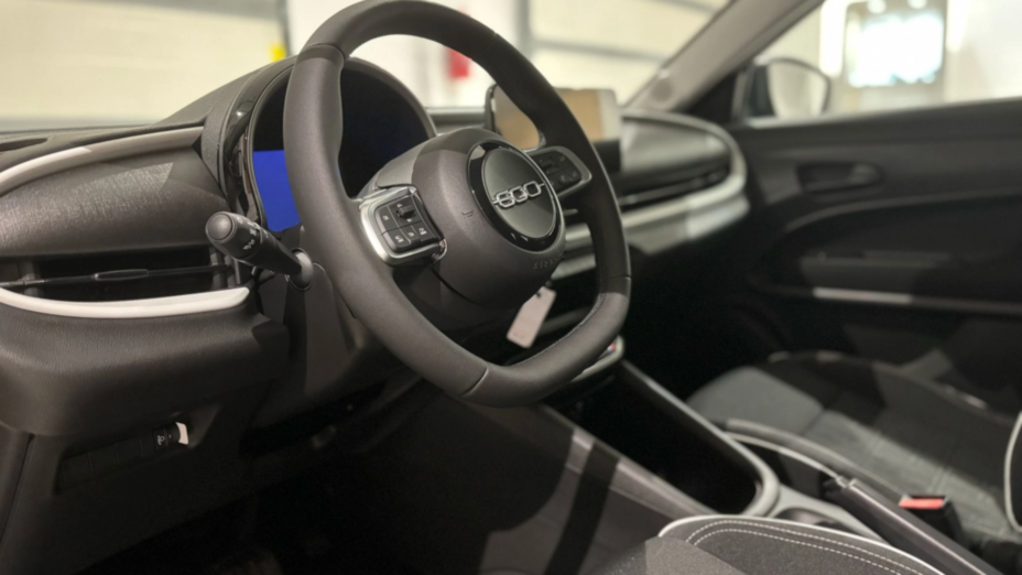 FIAT 600 600 1.2 Turbo Hybrid eDCT Nowy