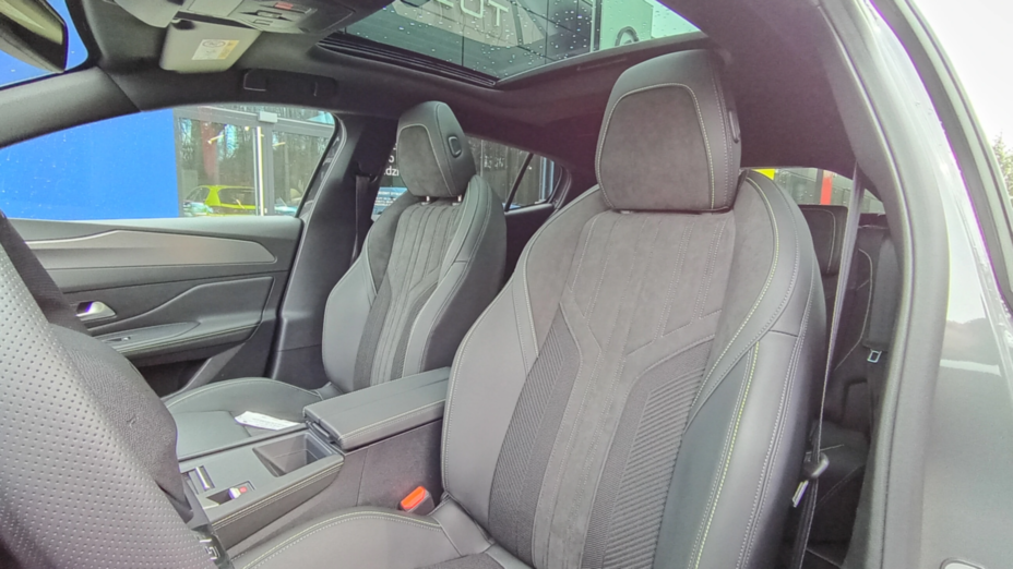 PEUGEOT 408 408 1.2 PureTech mHEV GT S&S e-DSC6 Nowy