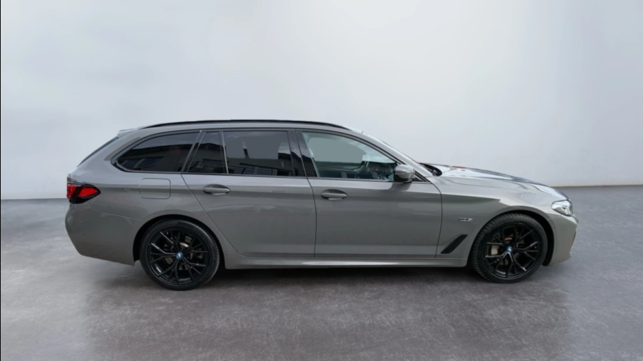 BMW Seria 5 530e M Sport sport-aut