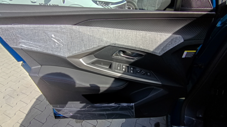 PEUGEOT 3008 3008 1.2 PureTech mHEV Allure e-DCS6 Nowy