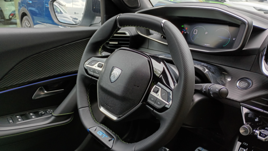 PEUGEOT 2008 2008 PureTech mHEV GT e-DCS6 Nowy