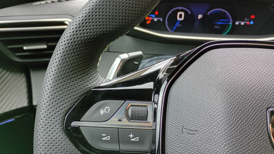 PEUGEOT 2008 2008 PureTech mHEV GT e-DCS6 Nowy