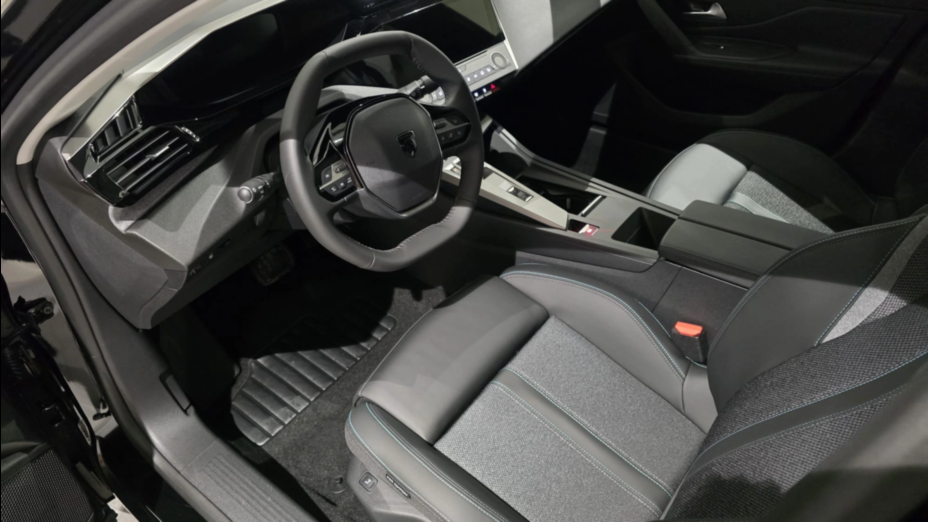 PEUGEOT 408 408 1.2 PureTech mHEV Allure S&S e-DSC6 Nowy