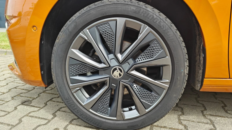 SKODA Fabia Fabia 1.0 TSI Selection