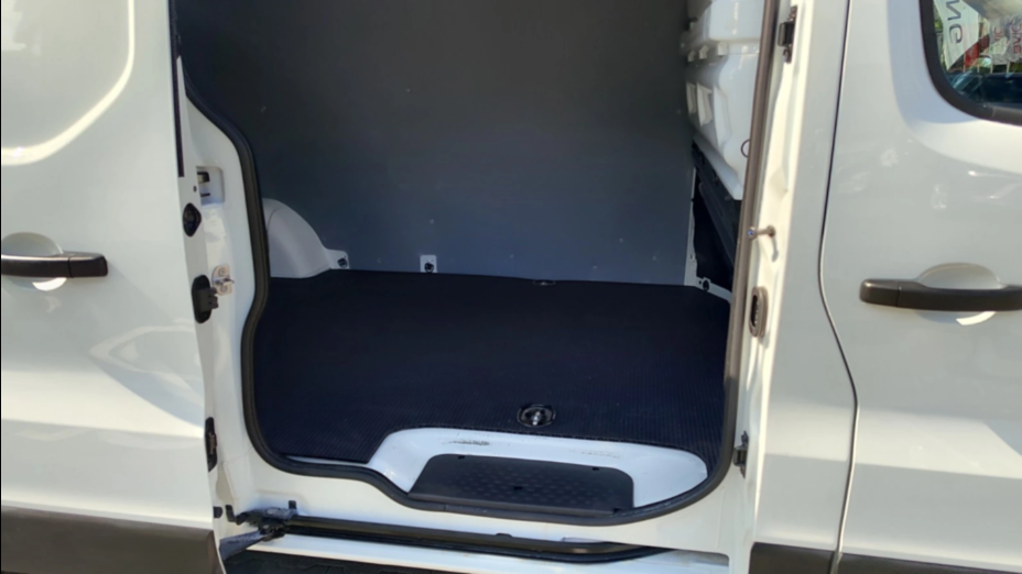 RENAULT Trafic Trafic 2.0 dCi L2H1 HD Pack Clim