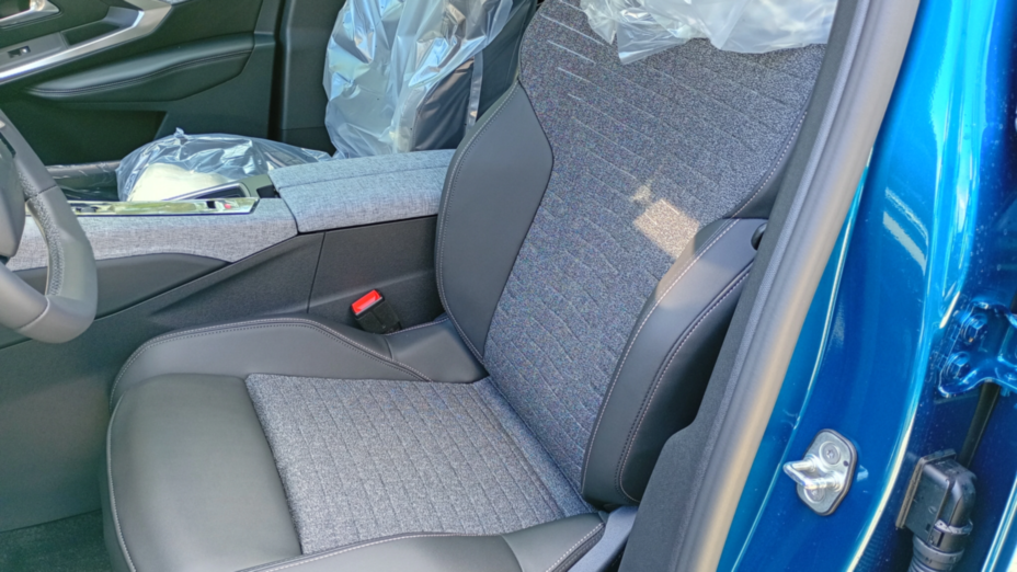 PEUGEOT 5008 5008 1.2 PureTech mHEV Allure S&S e-DCS6 Nowy