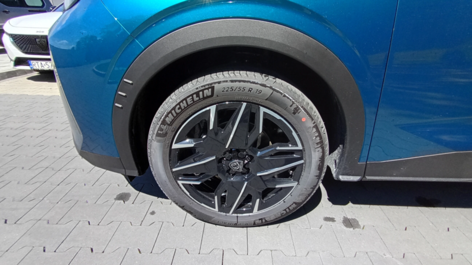 PEUGEOT 3008 3008 1.2 PureTech mHEV Allure e-DCS6 Nowy