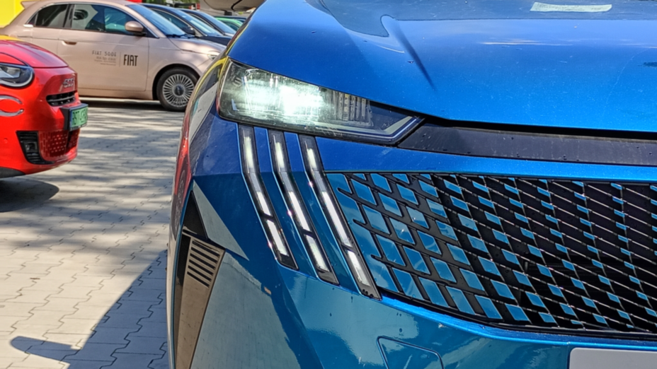 PEUGEOT 3008 3008 1.2 PureTech mHEV Allure e-DCS6 Nowy