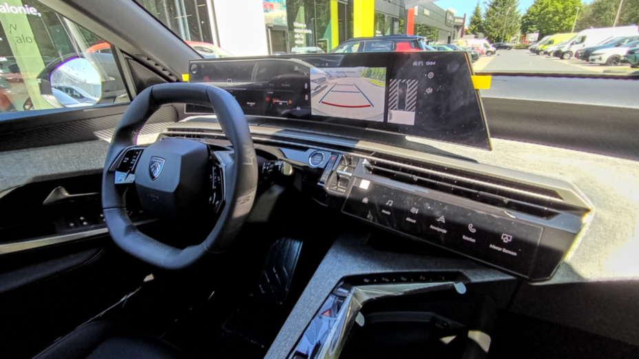 PEUGEOT 3008 3008 1.2 PureTech mHEV Allure e-DCS6 Nowy